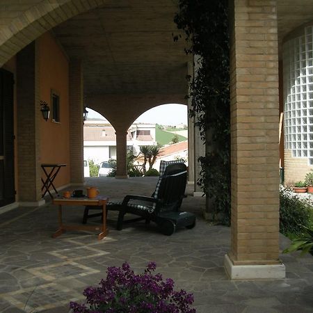 Bed And Breakfast San Martino Castignano Екстер'єр фото